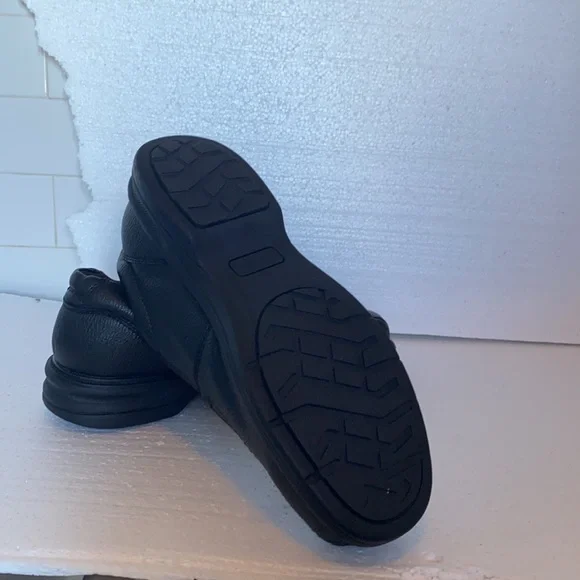 Craft and borrow shoes - Picture 2 of 3